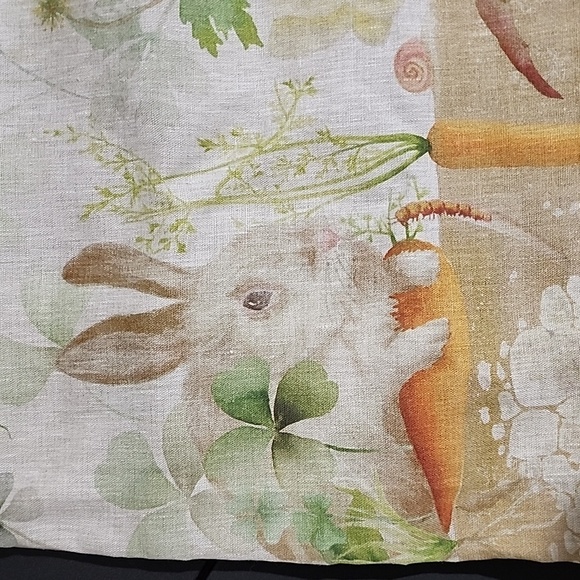 Woodland Bunny Table Runner 100% Linen and 6 cotton Napkins - Picture 1 of 8